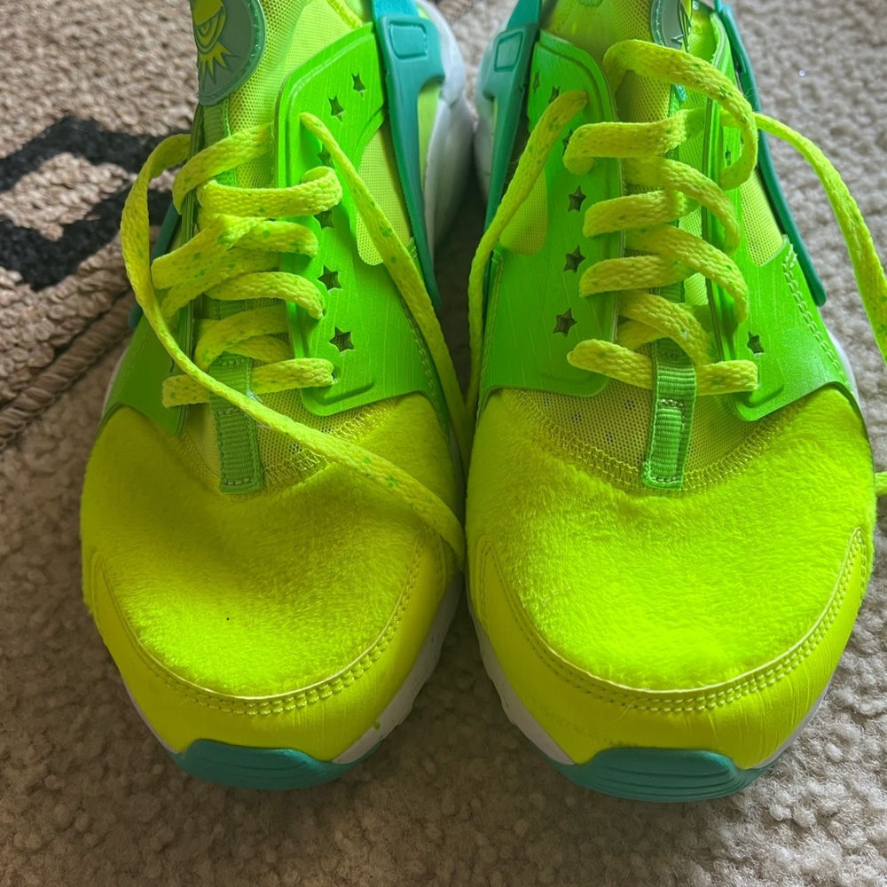 Nike Brave Kermit The Frog Lime Green Tennis Shoes Wo… Gem